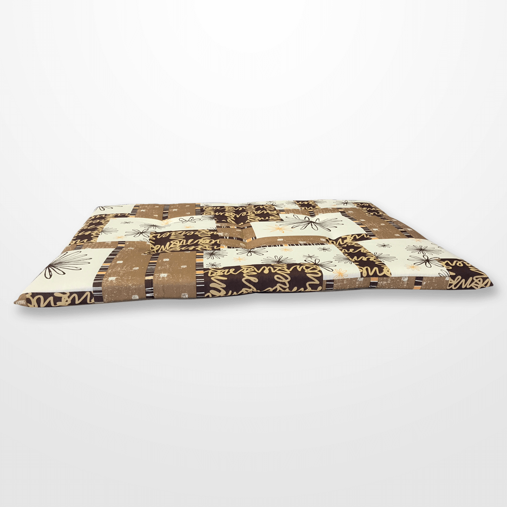 bézs anyagból készült kutya párna