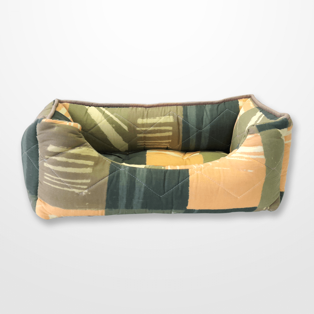 Kutyafekhely zöld-sárga színben